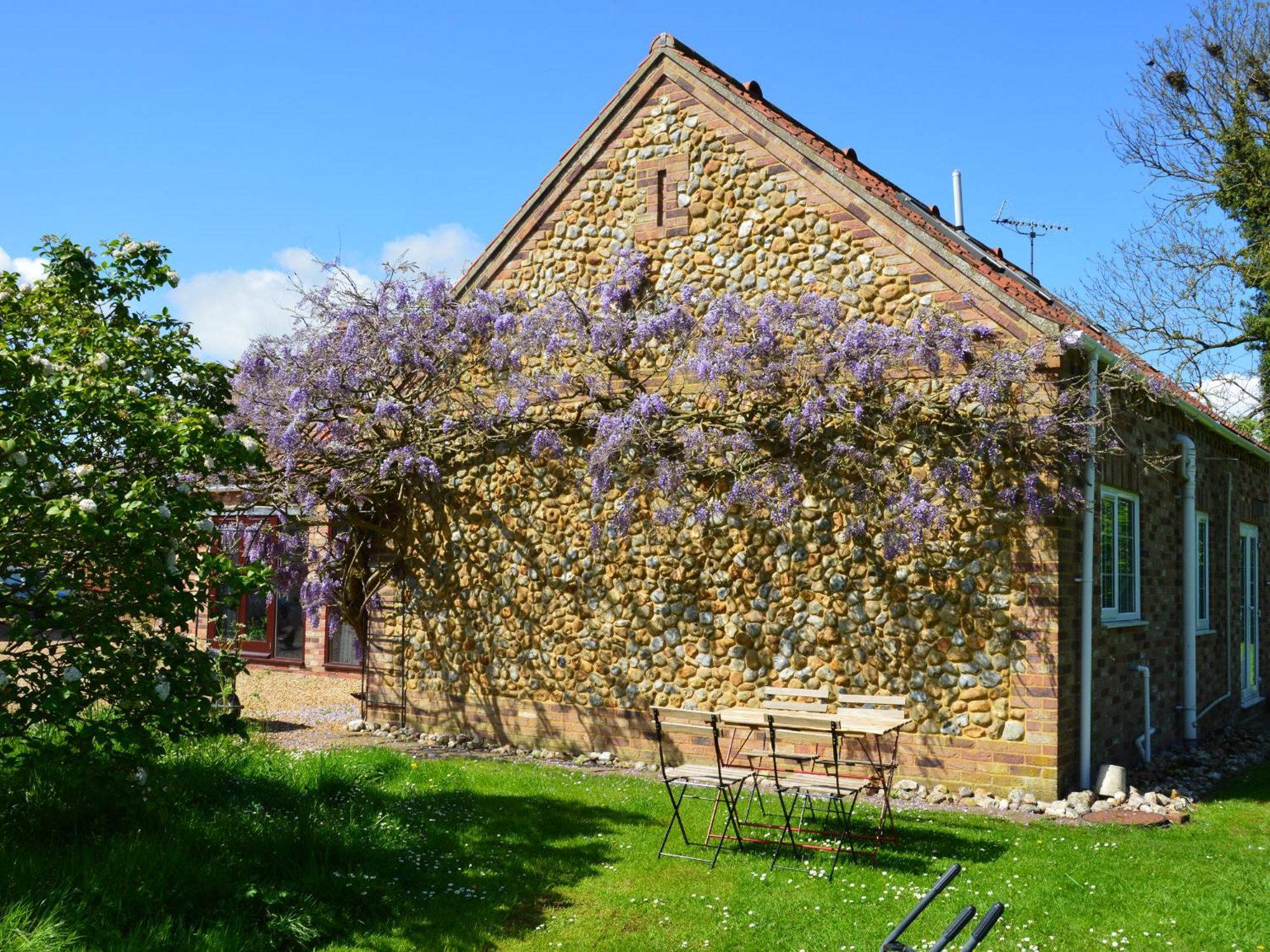 Wisteria Cottage Gayton  Exterior foto